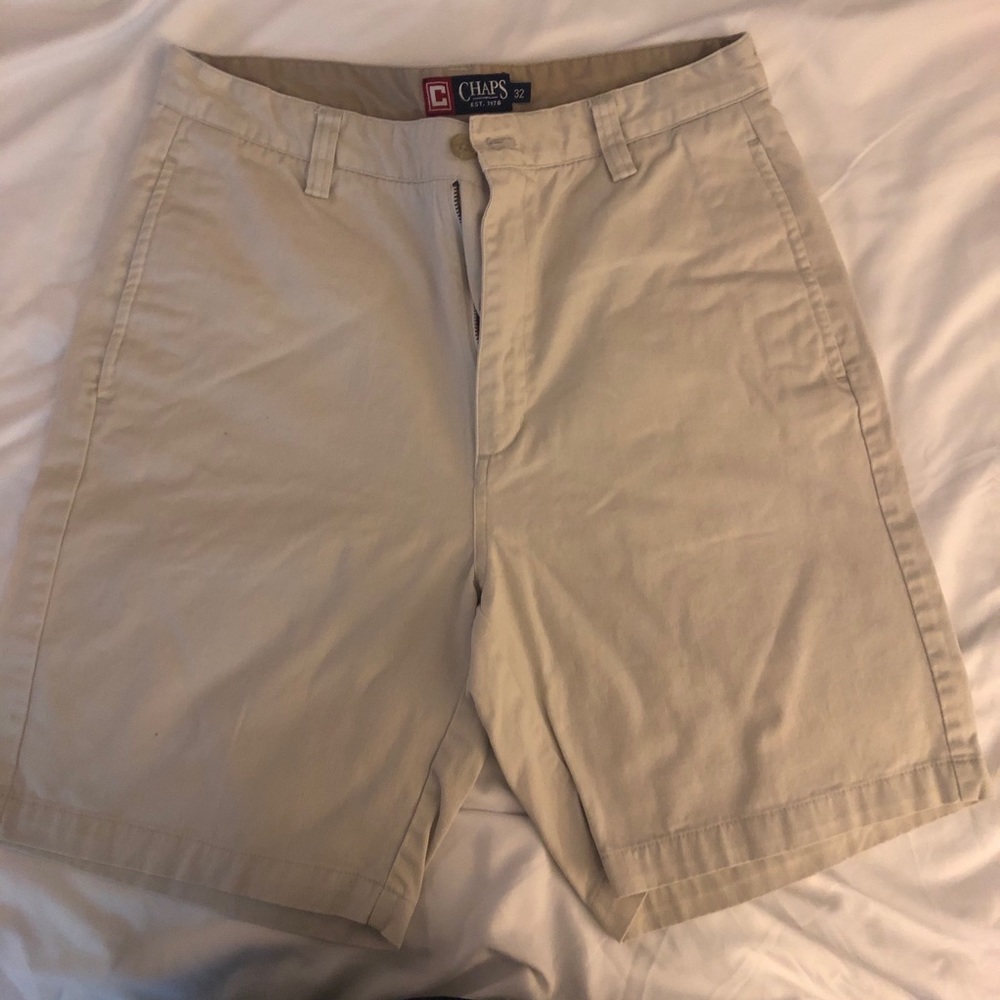 Men’s Chaps khaki shirts size 32